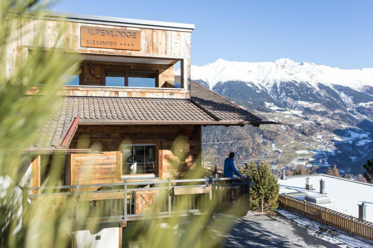 Naturlodge Ladis Ehemals Alpenlodge Alexander Inklusive Sommer Bergbahnticket Екстериор снимка